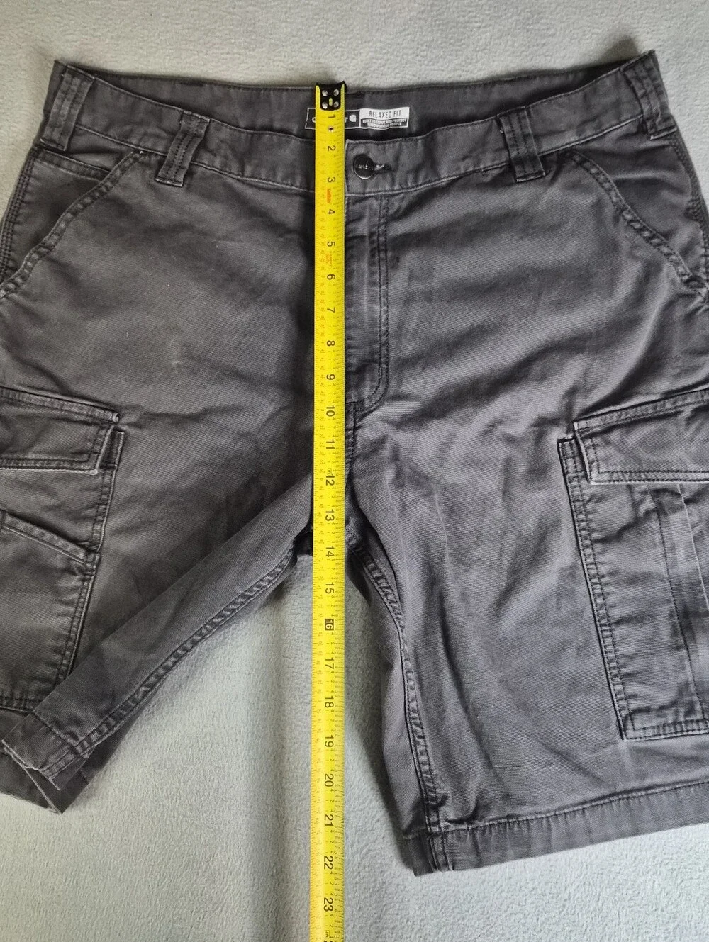 Carhartt Grey Cargo Shorts With a Relaxed fit size mens 38W